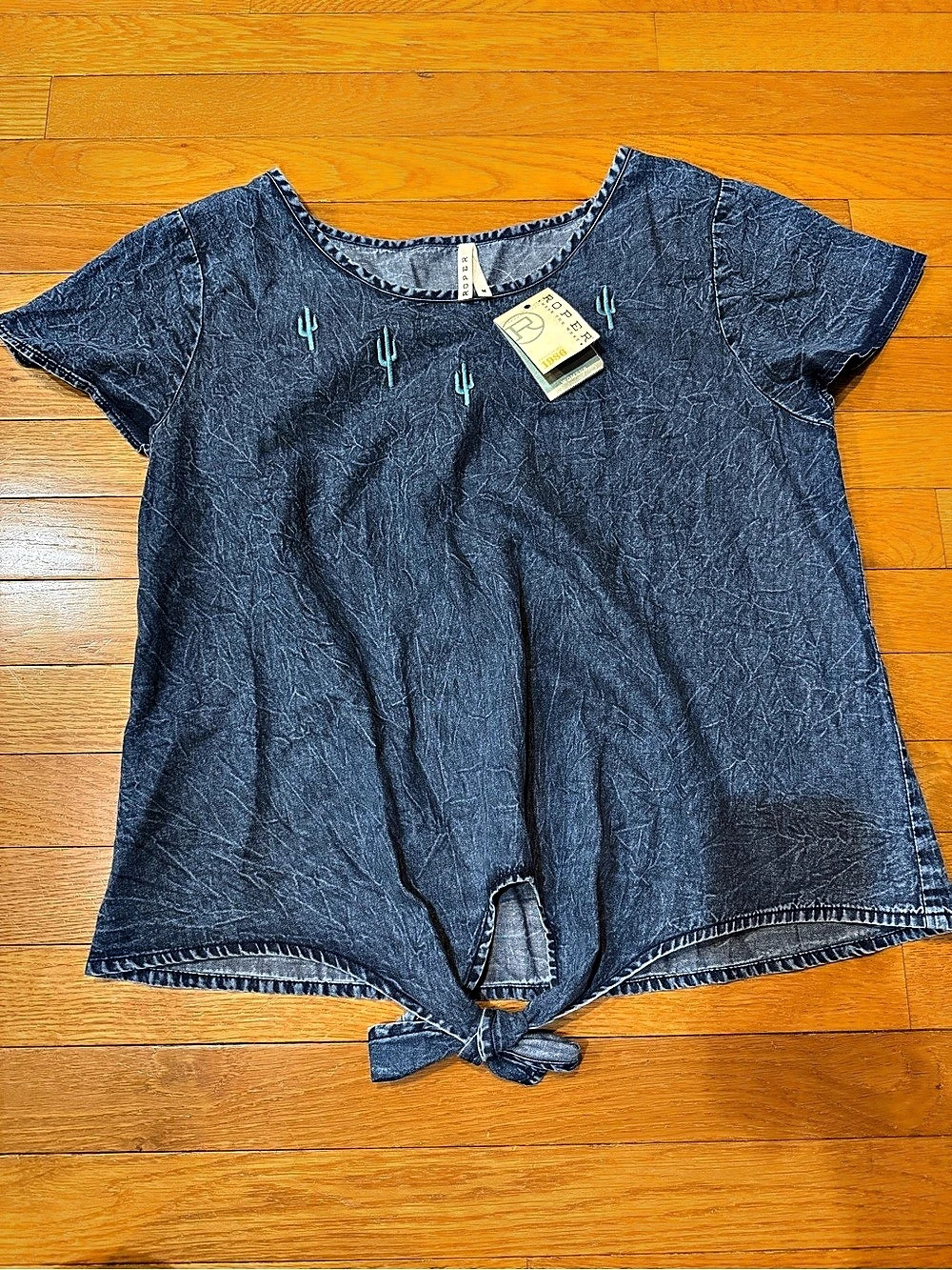 Roper Cactus Print Short Sleeve Top in Blue Size M NWT